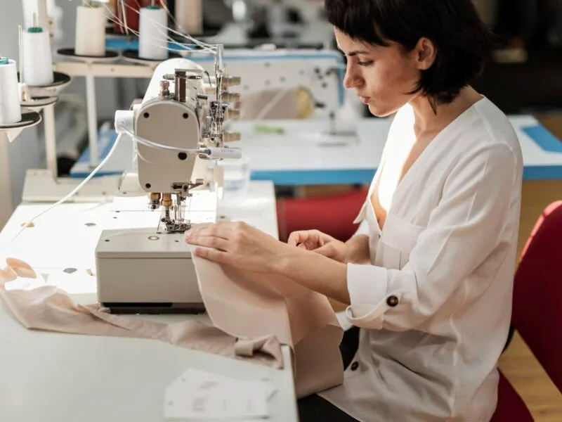 Hong Kong textile company contractor dispute resolution in Vietnam